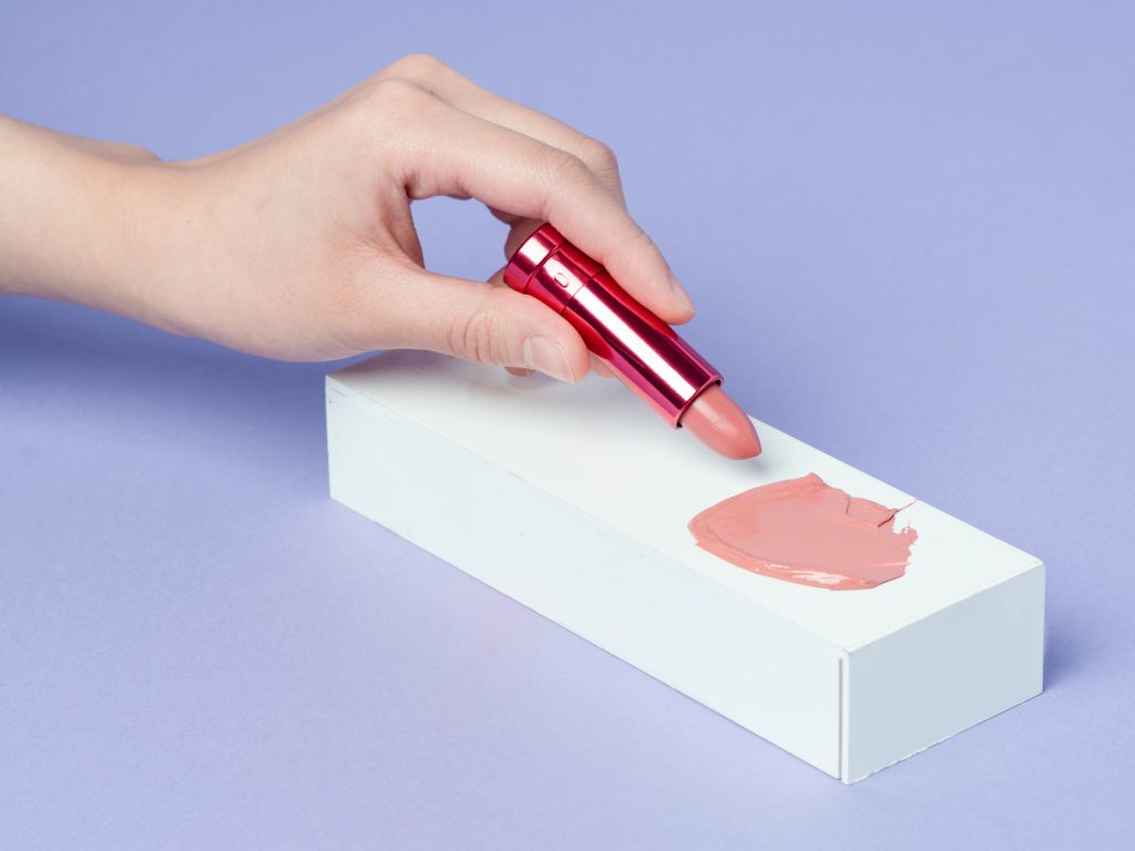 Best Velvet Lipsticks for Lustrous, Moisturized Lips Free Bunni