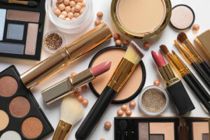 makeup, makeup products, makeup routine, glam, light weight makeup 