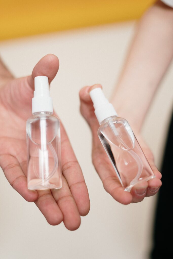 DIY, hand sanitizer, natural, skincare tips, recipe, aloe vera gel, witch hazel, tea tree essential oil, lavender essential oil, moisturize, exfoliate, gloves, body