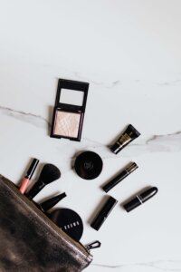 makeup, Makeup bag