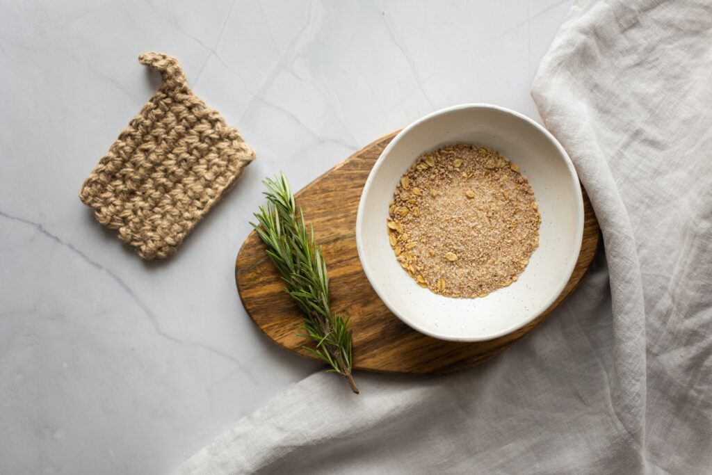 skincare, ingredients, DIY, Natural Face Moisturizers, DIY Moisturizers, Homemade Recipes, harsh chemicals, natural humectant, Coconut Oil, Yogurt Moisturizer