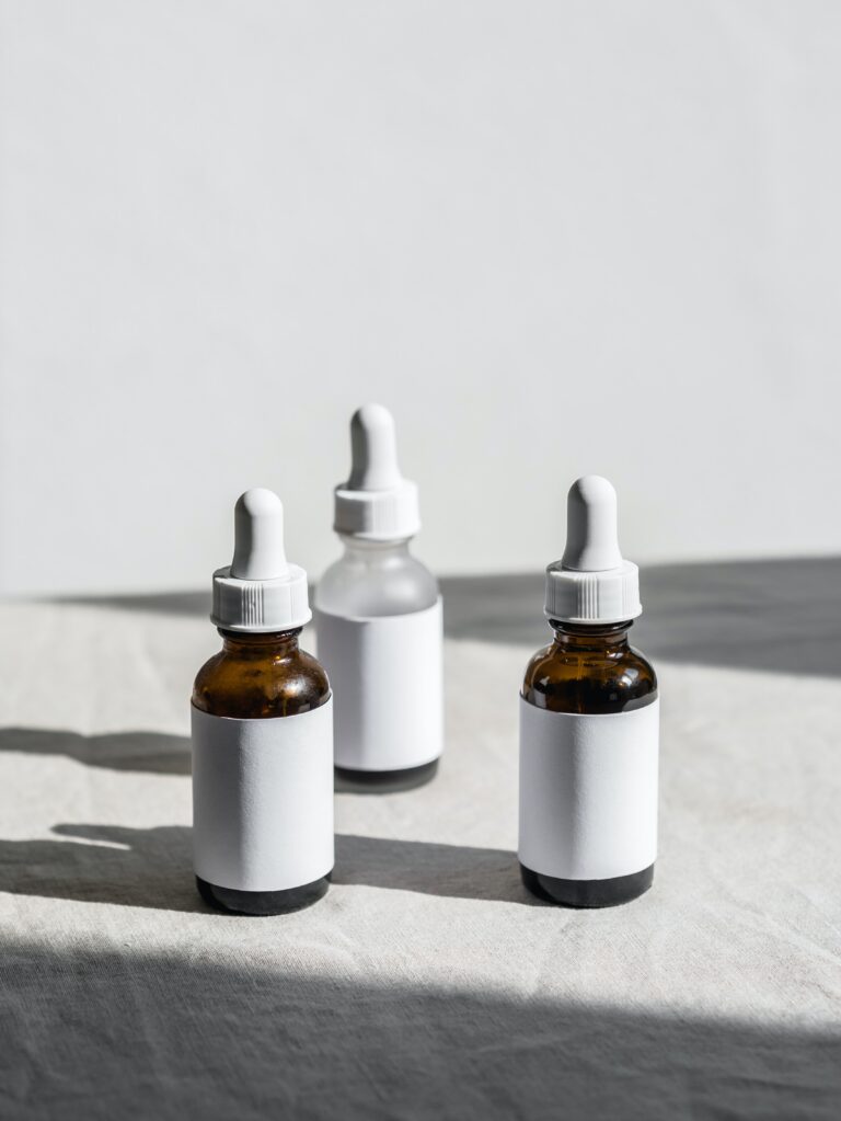 Vitamin C serums, Radiance-boosting powers, Skincare routine, Brightening effects, Even skin tone, Collagen production, Anti-aging benefits, Environmental damage protection, Retinol combination, Acne-prone skin, ingredients