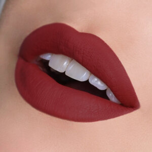 red lipstick, matte lipstick, 100% pure 