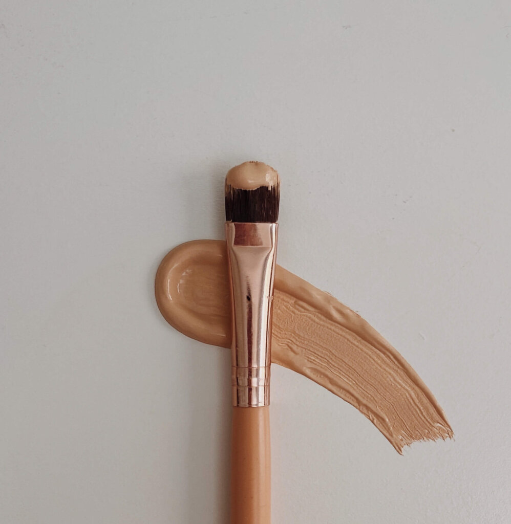 Liquid Foundation, makeup