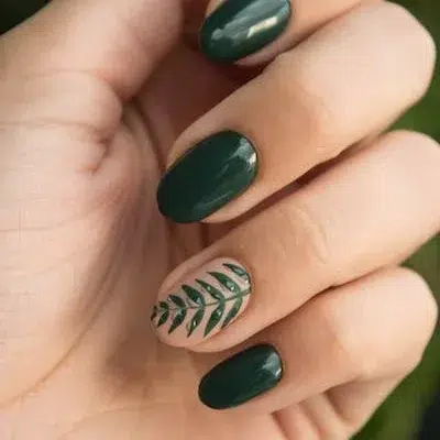 Nature nail art