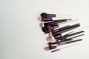 makeup brushes, makeup tools