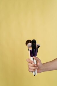 makeup brushes, storage