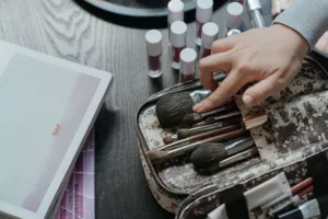 makeup kit, makeup brush