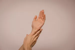 hands, cream