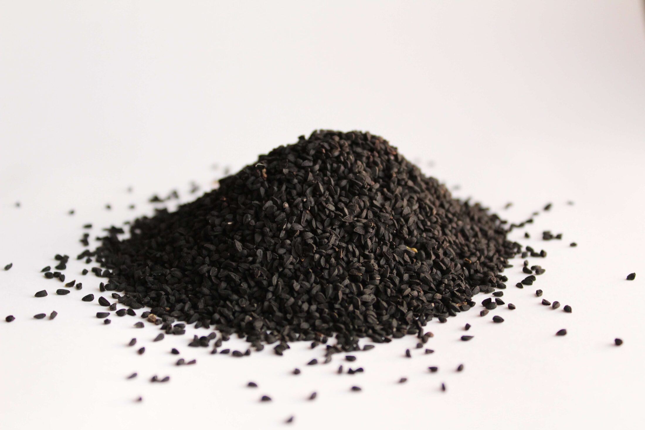 DIY Black Seed Oil Hair Growth Recipes - Free Bunni