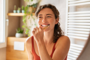 woman, brushing teeth