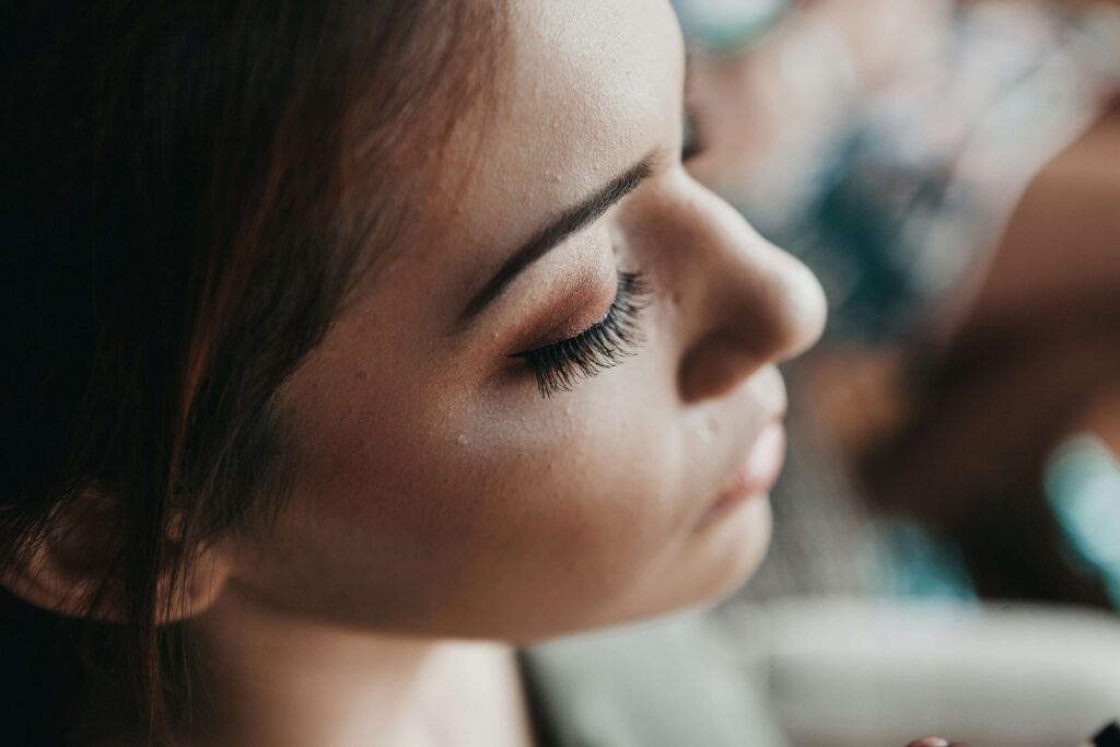 woman, makeup