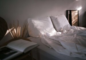 bed, bedroom
